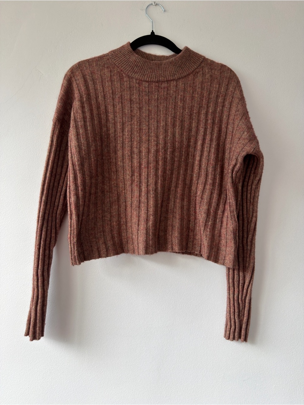 Madewell Ribbed Cropped Turtleneck Sweater in Rust